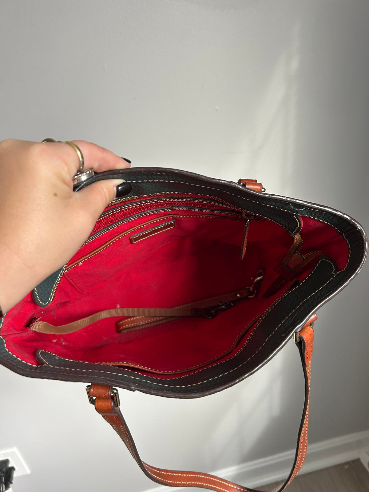 Dooney & Bourke