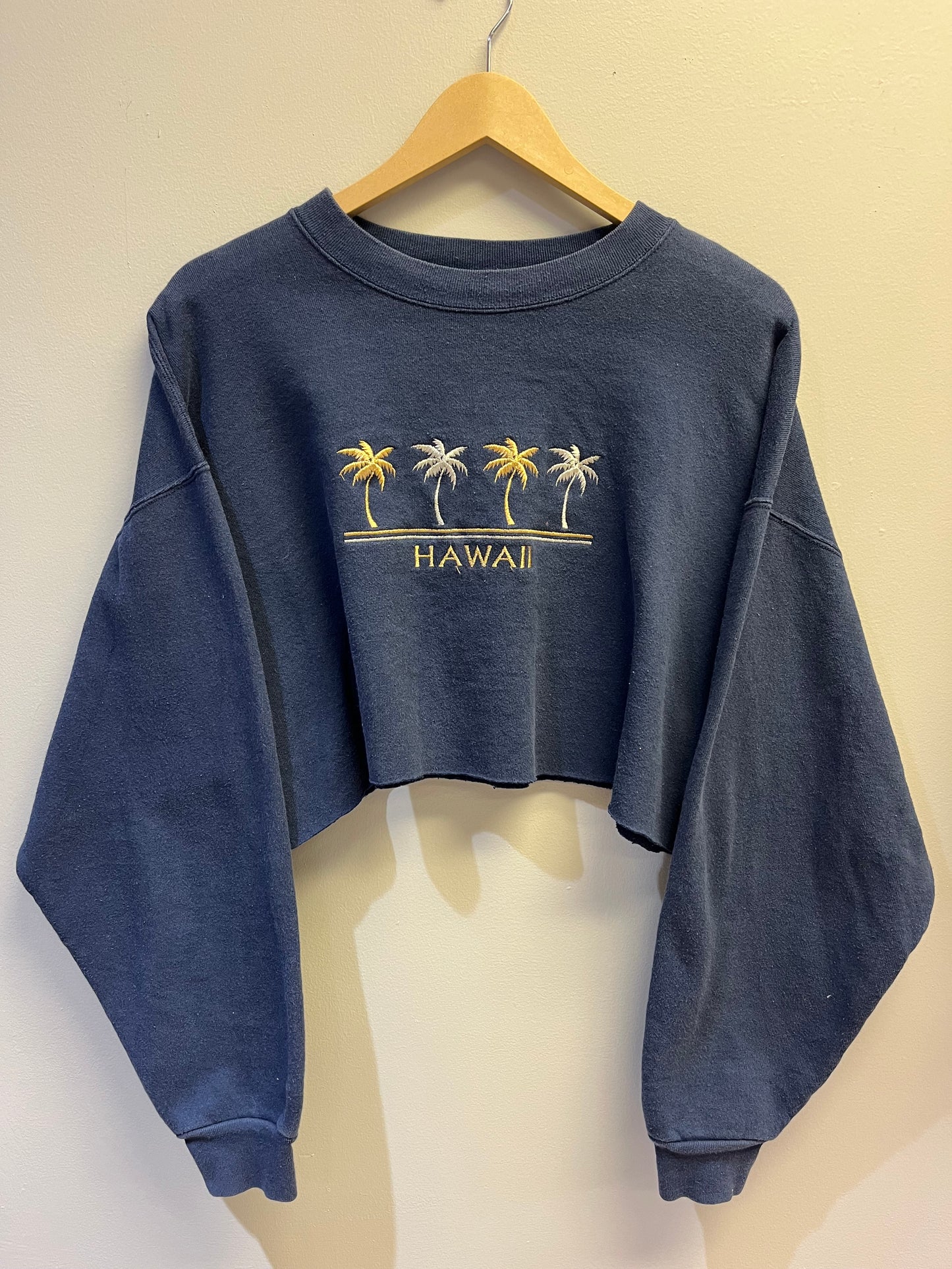 Cropped Hawaii Crewneck
