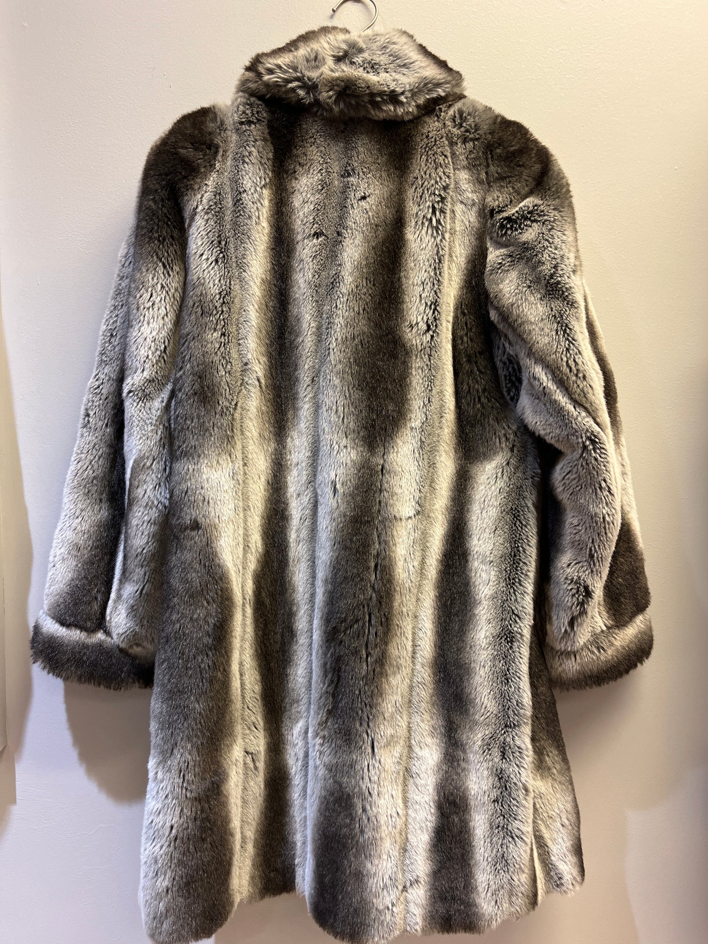 Oleg faux fur jacket