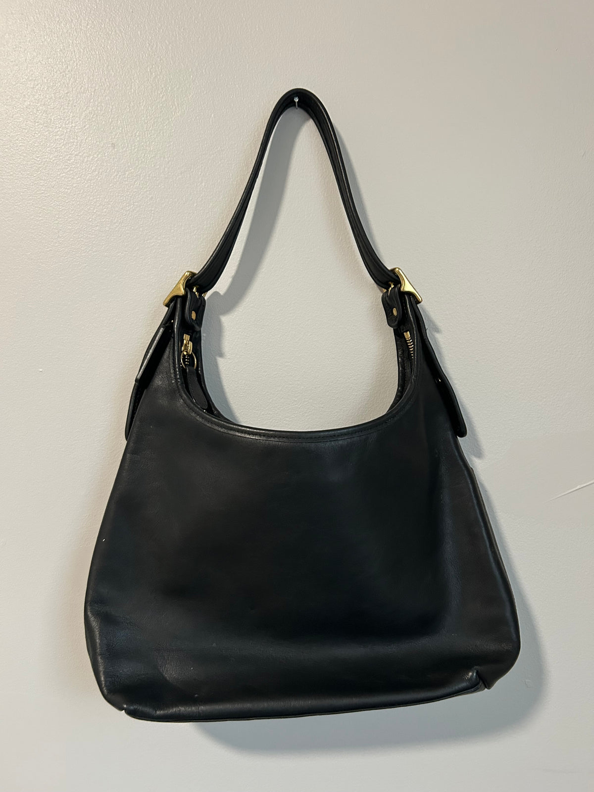 Coach Legacy Zip