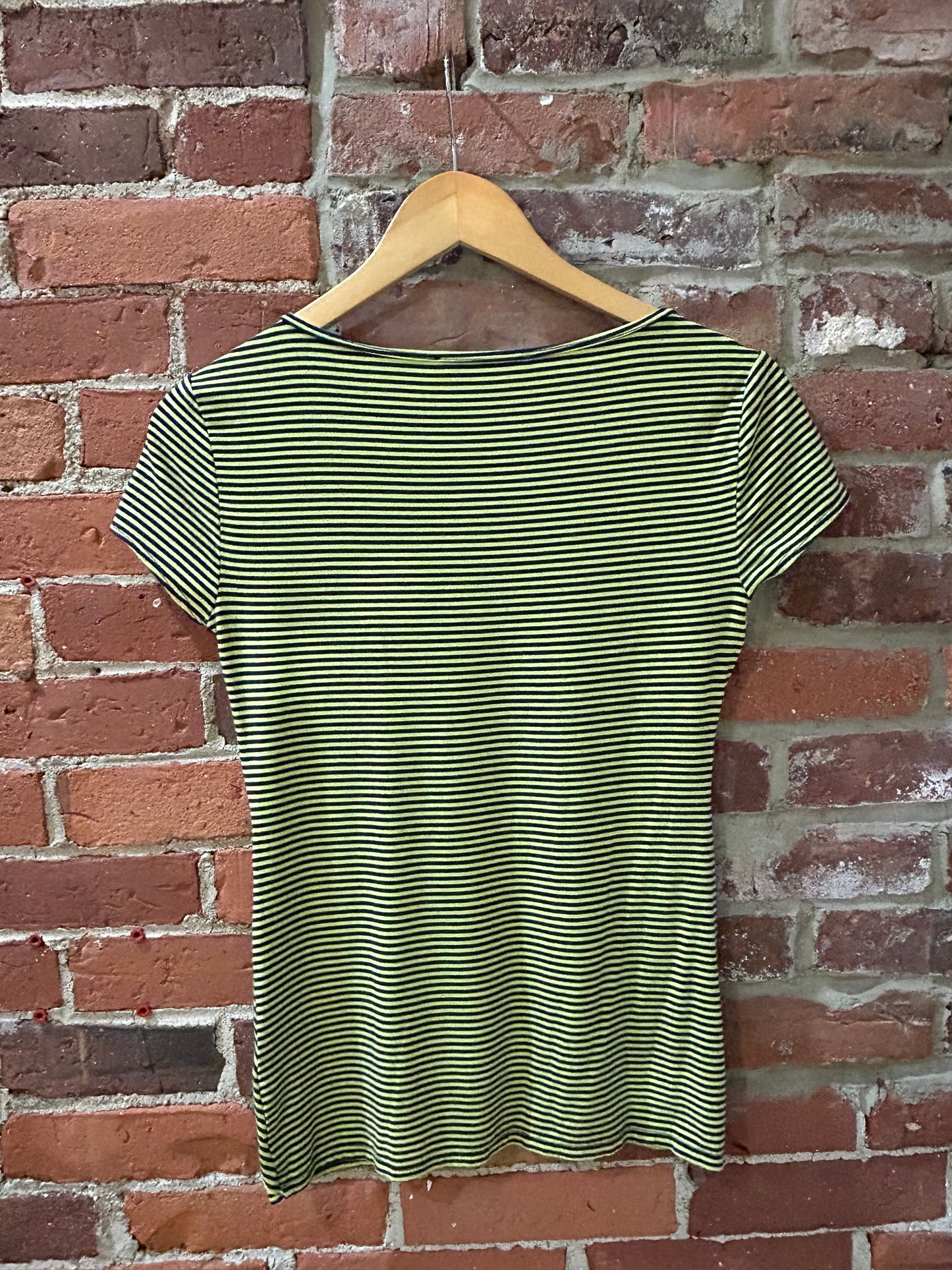 Cross-front layered t-shirt