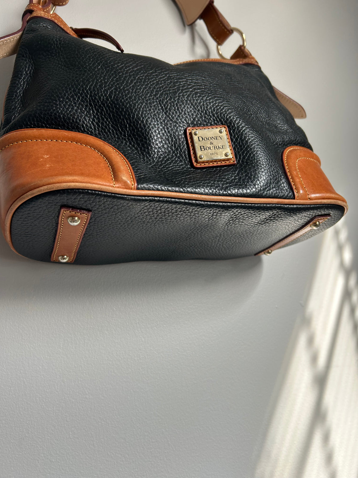 Dooney & Bourke Tote