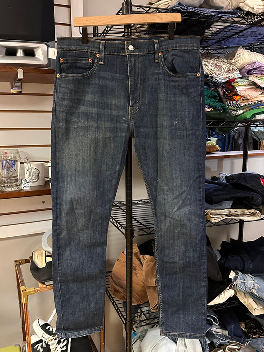 Dark Wash Levi Jeans