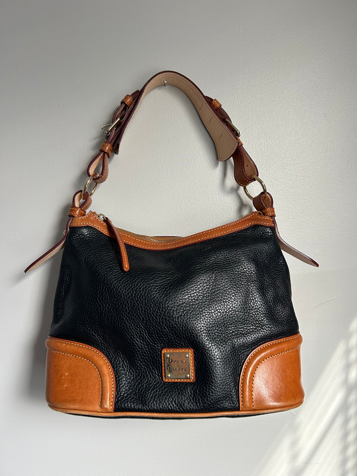 Dooney & Bourke Tote