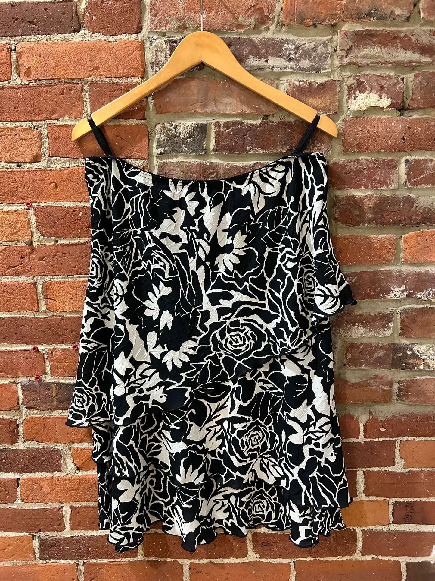 Floral ruffled skirt