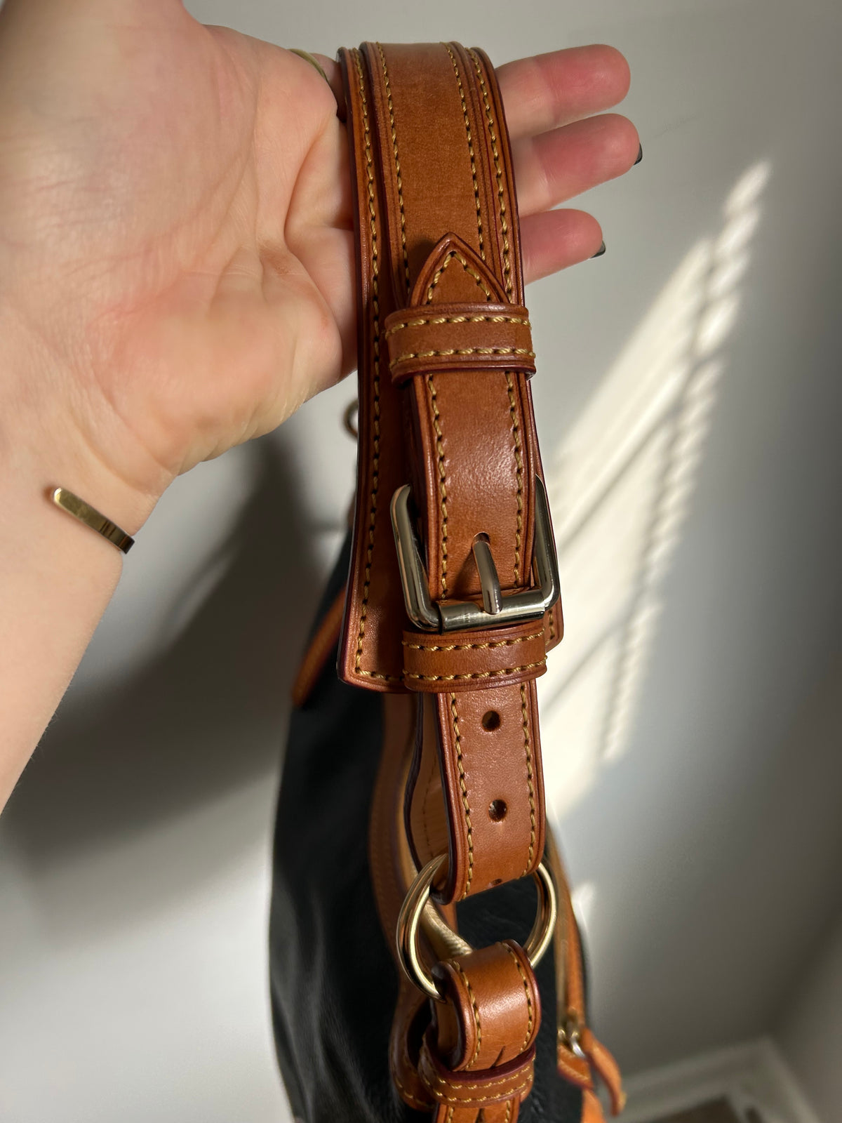 Dooney & Bourke Tote