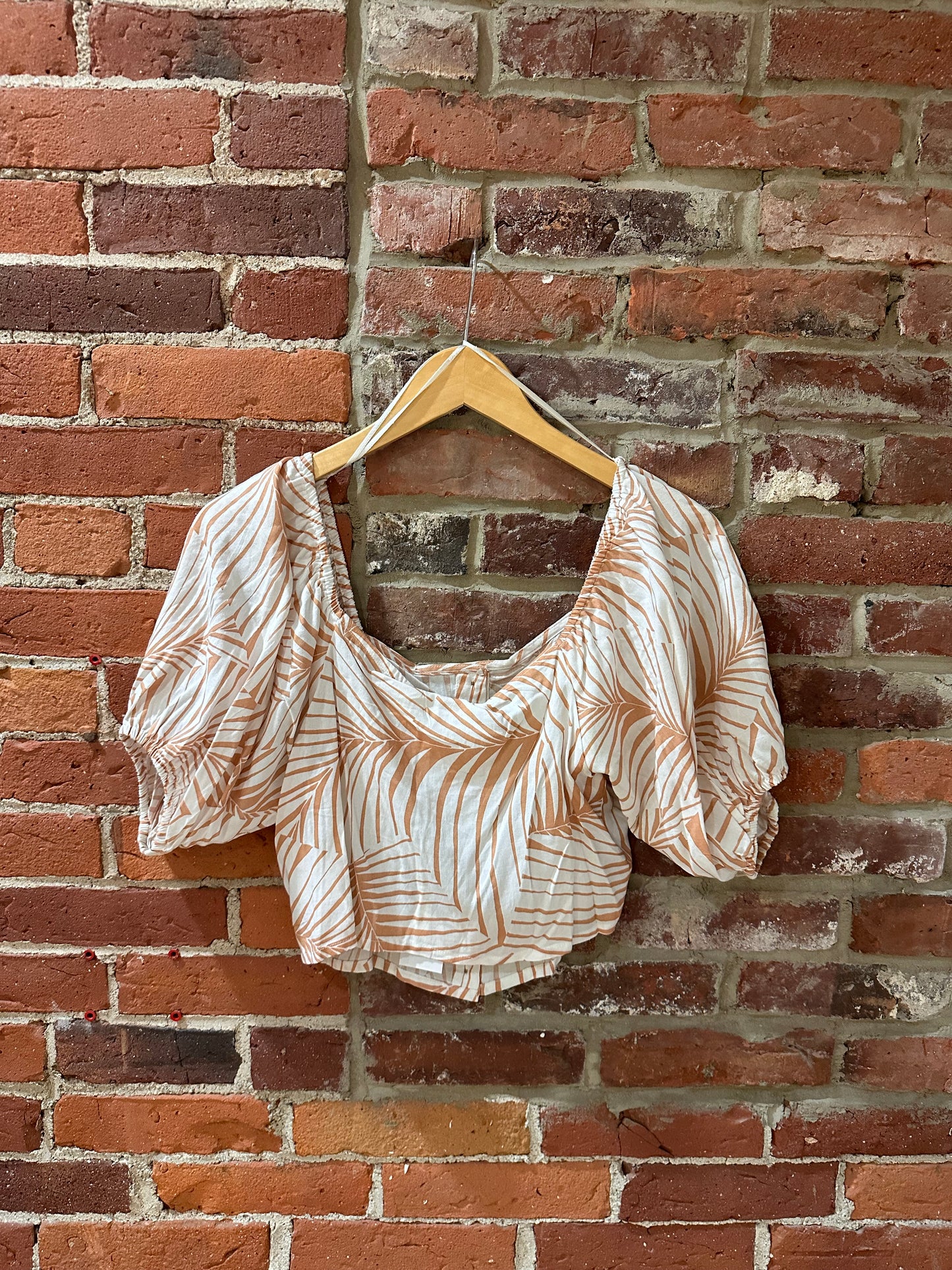 Roxy Puff Sleeve Cropped Top